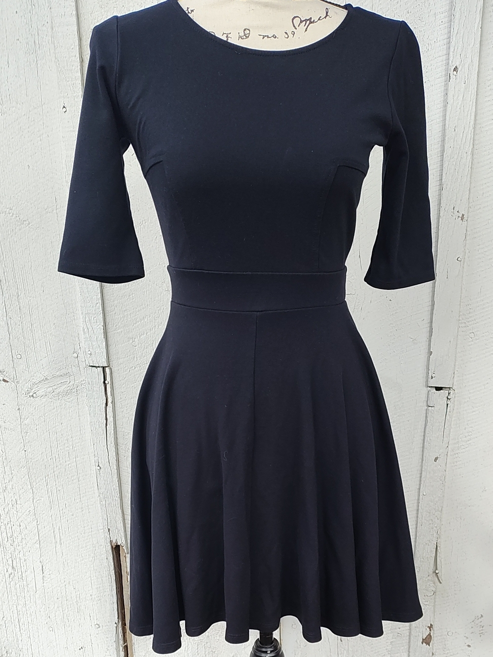 Lulu's Black Fit-and-Flare Midi Skater Knit Dress
